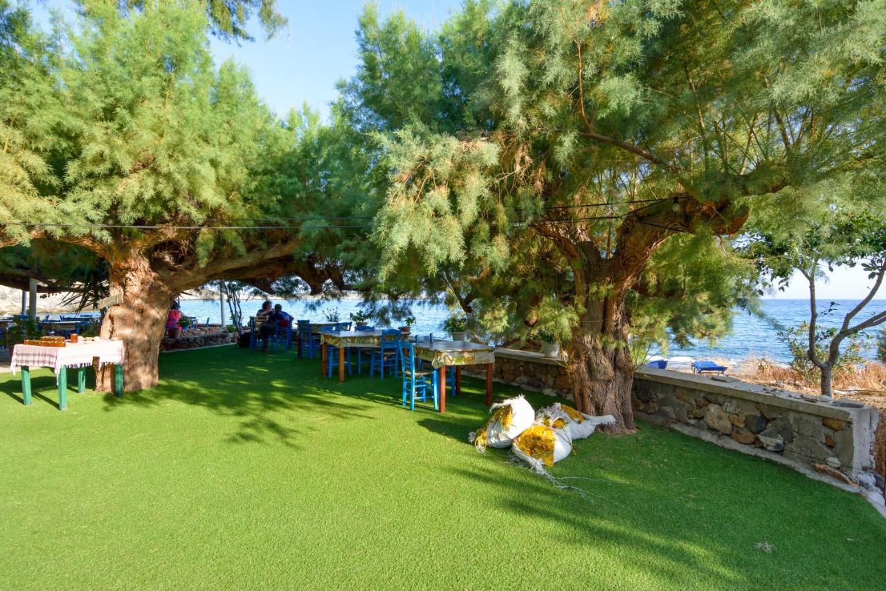 Taverna Akrogiali Loutro Zewnętrze zdjęcie