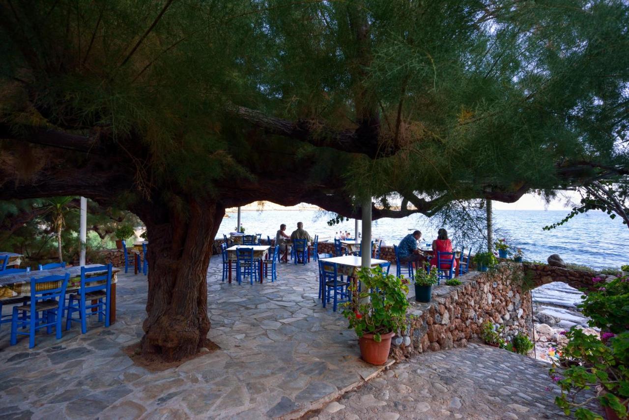 Taverna Akrogiali Loutro Zewnętrze zdjęcie